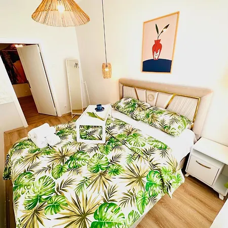 Quantumadam Evi Hotel *